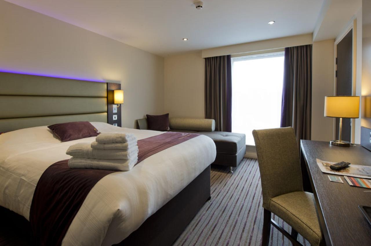 Premier Inn Glasgow Pacific Quay Esterno foto