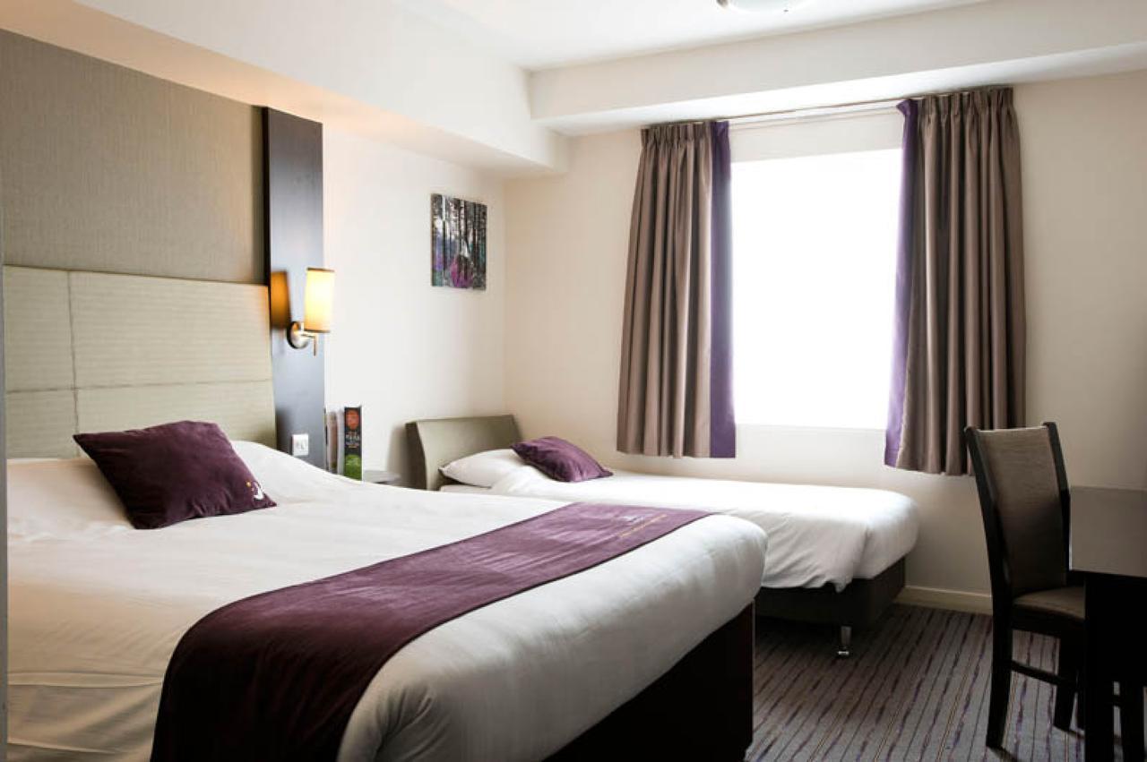 Premier Inn Glasgow Pacific Quay Esterno foto